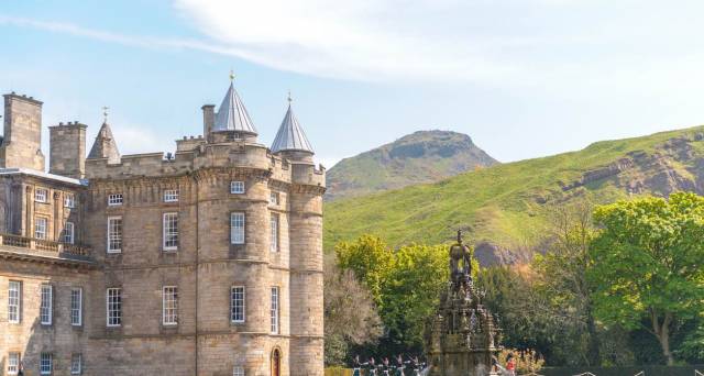 6 of Edinburgh’s most beautiful buildings